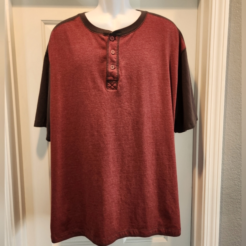 Red Head t shirt Men's 2XL Rust and dark gray, Soft With buttons